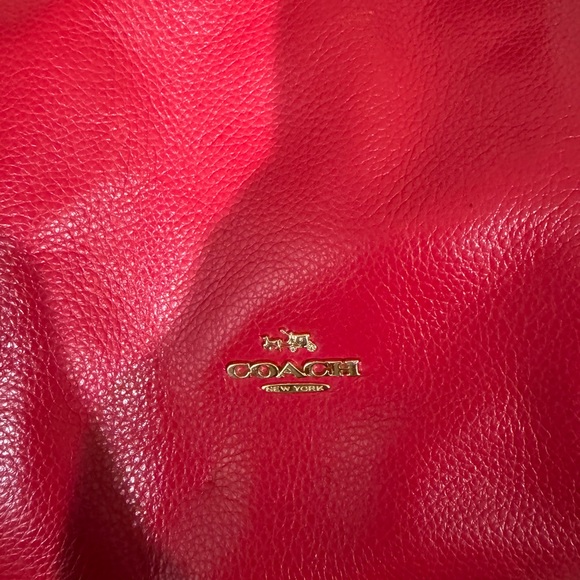 Coach Cherry Red Leather Shoulder Bag - Picture 4 of 6